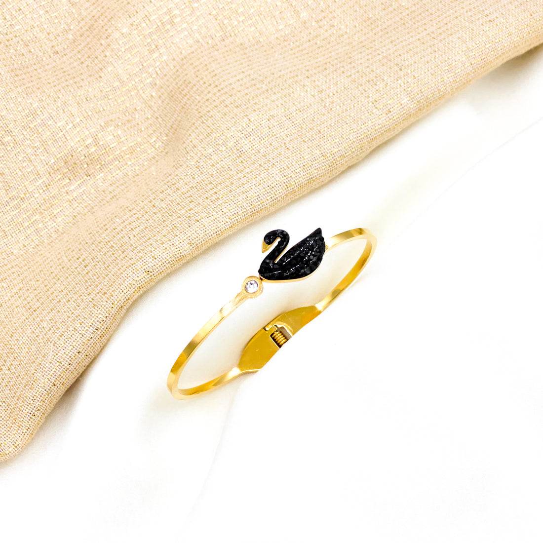 Black Swan Jewelry Set - 4 Pcs - CRIMARA