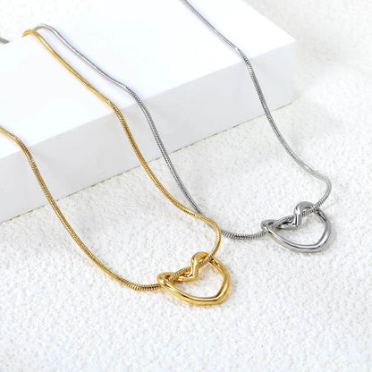 Elegant Heart Pendant Necklace - CRIMARA
