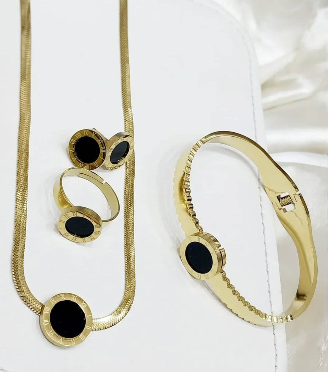 Stainless Black Romania, 4 -Piece Jewellery Set - CRIMARA