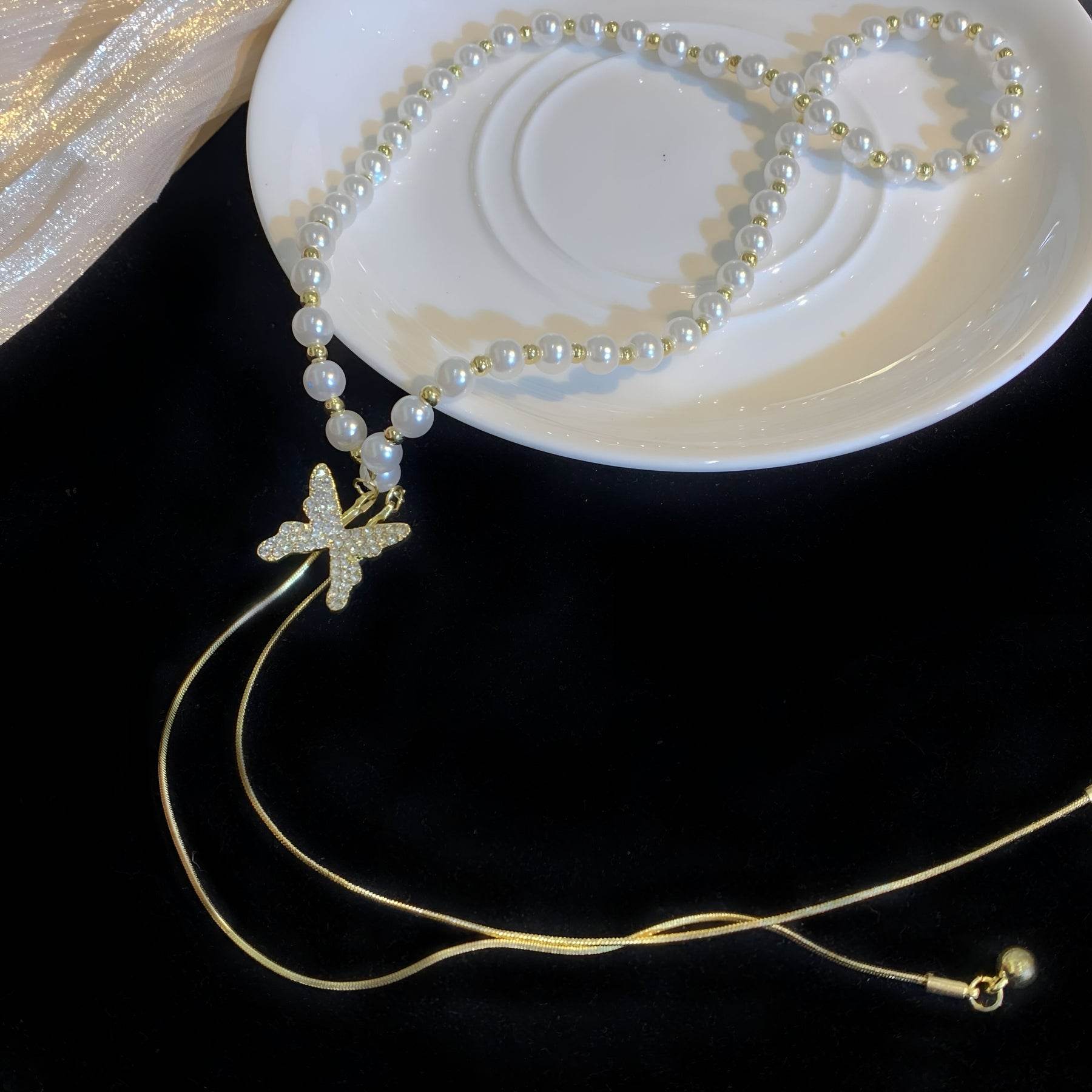 Butterfly Pearl Chain Necklace - CRIMARA